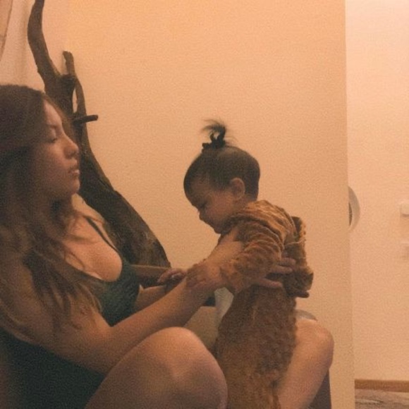 Meet your Posher, Alondra - Picture 1 of 1